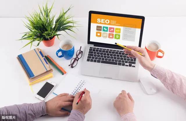 黄子韬徐艺洋婚纱照全是右脸